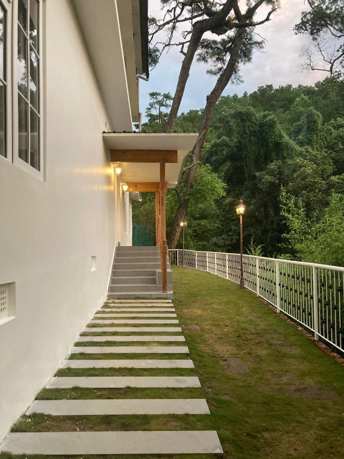 The Heritage Club - Tripura Castle Hotel And Spa Shillong Eksteriør bilde