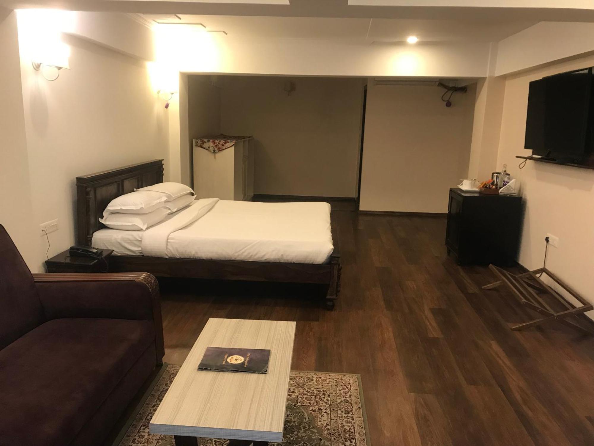 The Heritage Club - Tripura Castle Hotel And Spa Shillong Eksteriør bilde