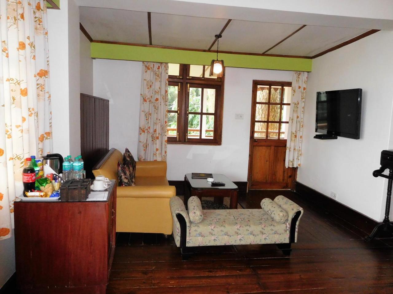 The Heritage Club - Tripura Castle Hotel And Spa Shillong Eksteriør bilde